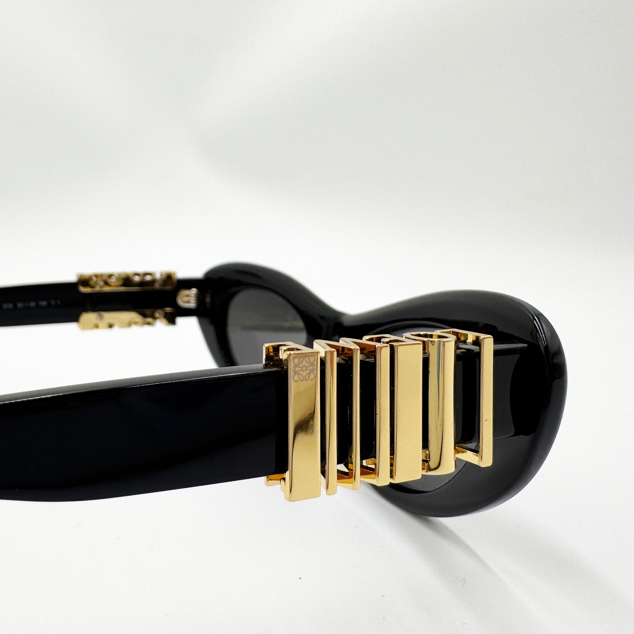 Loewe LW40156U sort